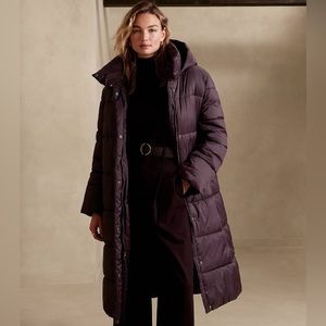 SOLD Banana Republic Deep Midnight Lily Long Hooded Puffer Jacket